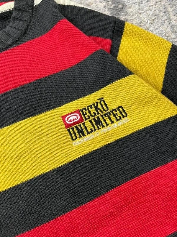 Suéter de gola redonda com estampa de listras pretas e vermelhas Retro Ecko unltd. Masculino tamanho M – photo 4